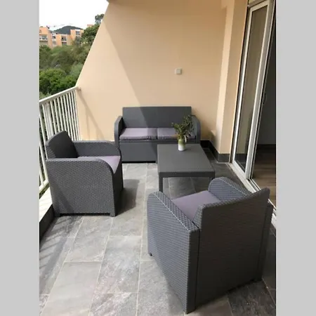 شقة Spacieux Entierement Renove